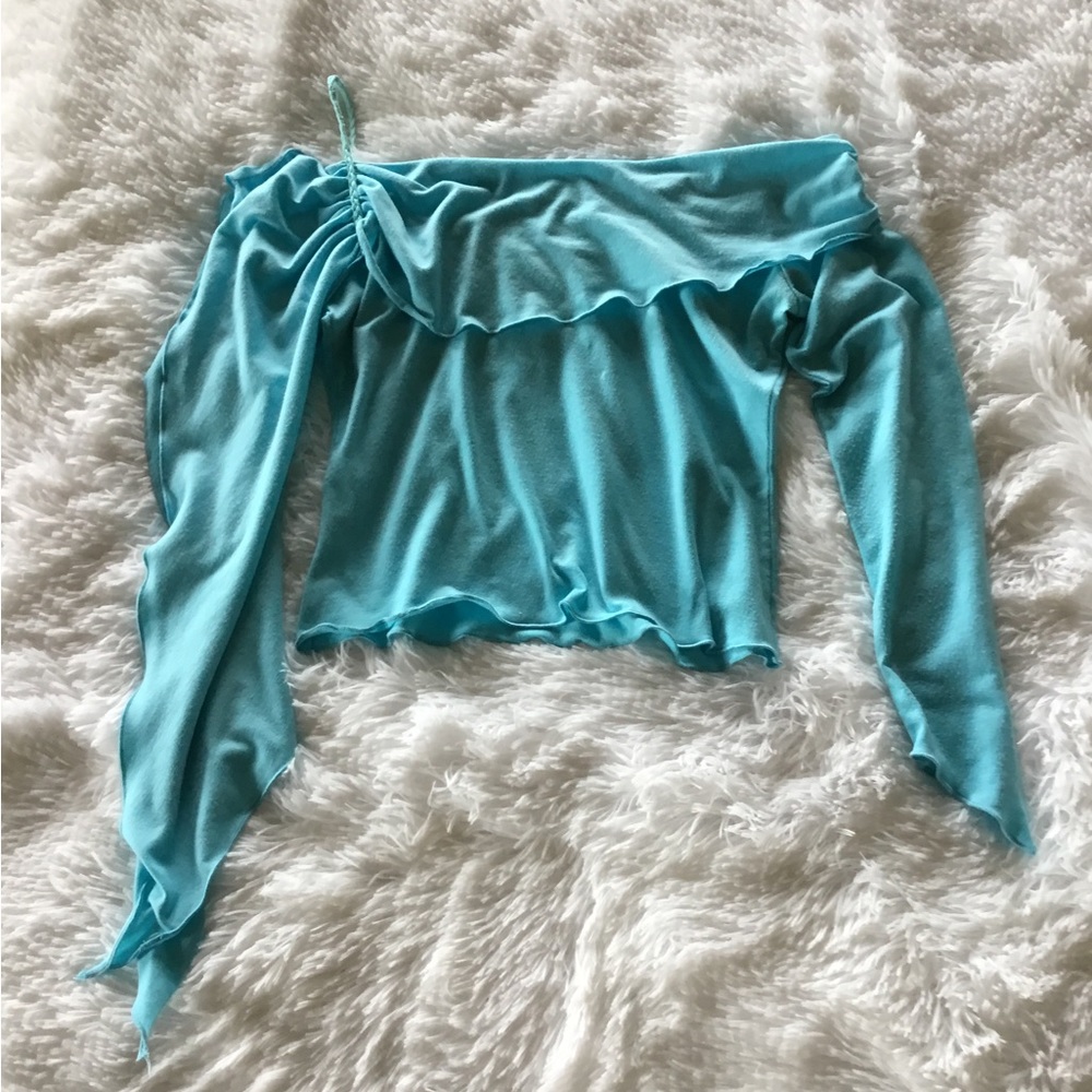 WOMAN’S TOP